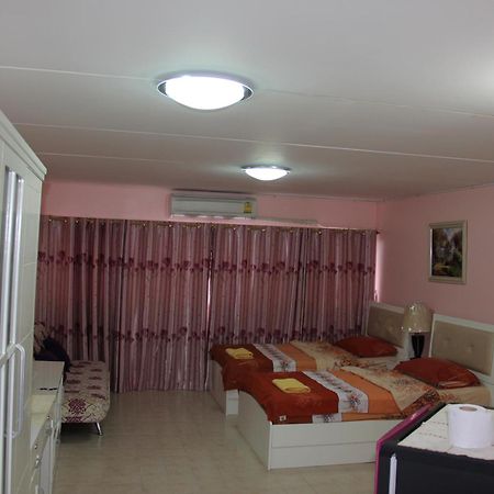 Sk Muang Thong Thani Bangkok Rum bild