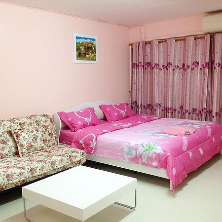 Sk Muang Thong Thani Bangkok Rum bild